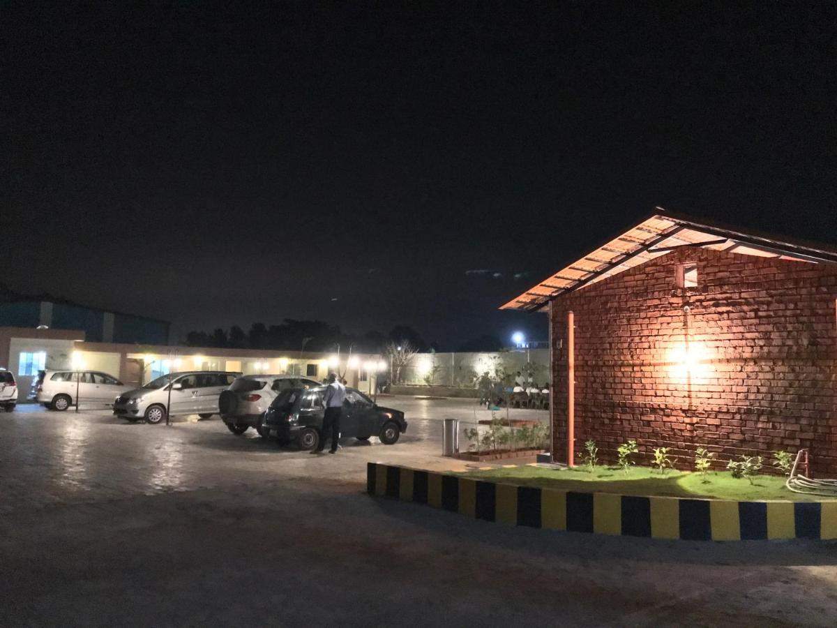 Rashi Comforts By Coastal Dine Hotel Dobbaspet Exterior photo